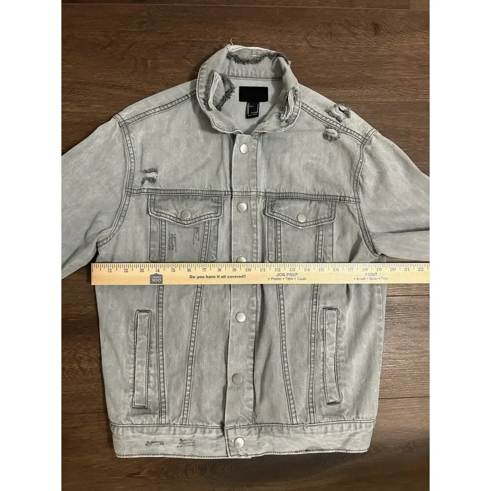 FOREVER 21 Mens Distressed Denim Jacket Light Gray Collared Pockets Size Small